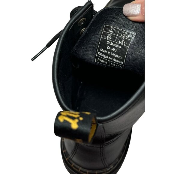 Dr Doc Martens Zavala Combat Boots Leather Black 8 Eye Lace Up 41 US 9-10 Women - Picture 7 of 11